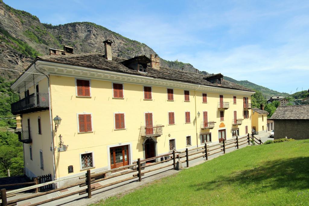 Hotel Col Du Mont Arvier Exterior foto